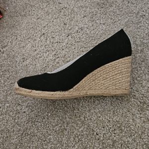 Bass Kaida Black Wedges